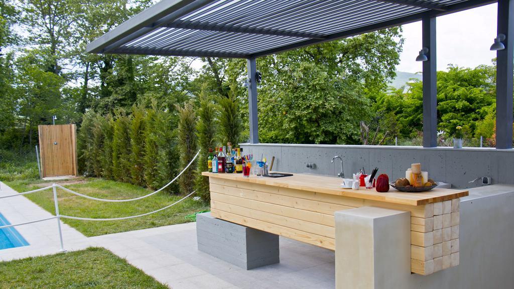 Aristotelia Gi Ikies - Olympiada Poolside Retreats Eksteriør bilde