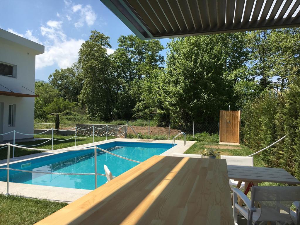 Aristotelia Gi Ikies - Olympiada Poolside Retreats Eksteriør bilde